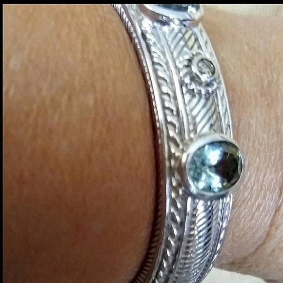 J Ripka Hinged SSilver Prasiolite Citrine Bracelet - Picture 3 of 7
